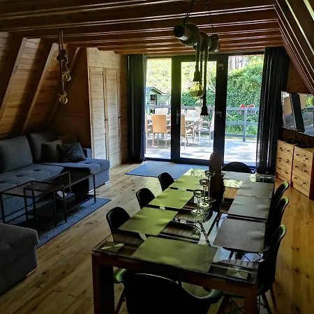 بيت للعطل Jodlowy Zakatek New نيخوجة