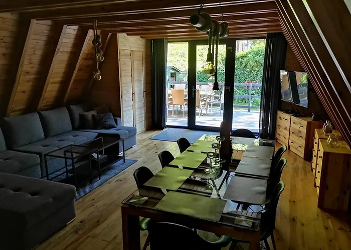 بيت للعطل Jodlowy Zakatek New نيخوجة