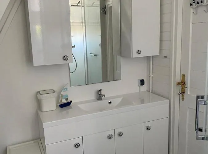 Jodlowy Zakatek New بيت للعطل *